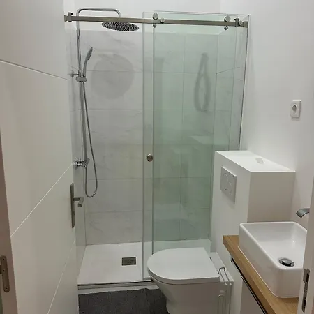 Pensionat Modern Bedroom In Lisboa