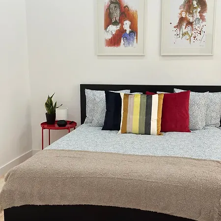 Modern Bedroom In 게스트하우스 *